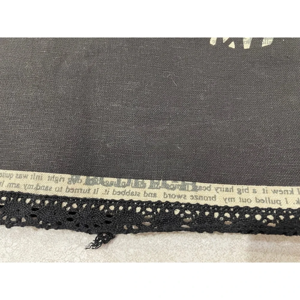 Halloween Table Runner Black Pumpkin Tree Newsprint‎ Lace Edge Decor Vintage